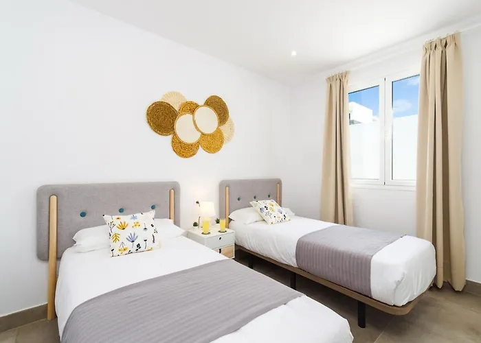 Delmeza By 卡列罗港